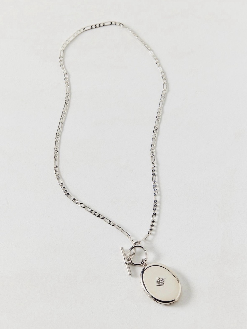 Silver Pendant Locket - Picture 2 of 6